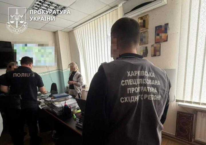 Підозрюють у поборах