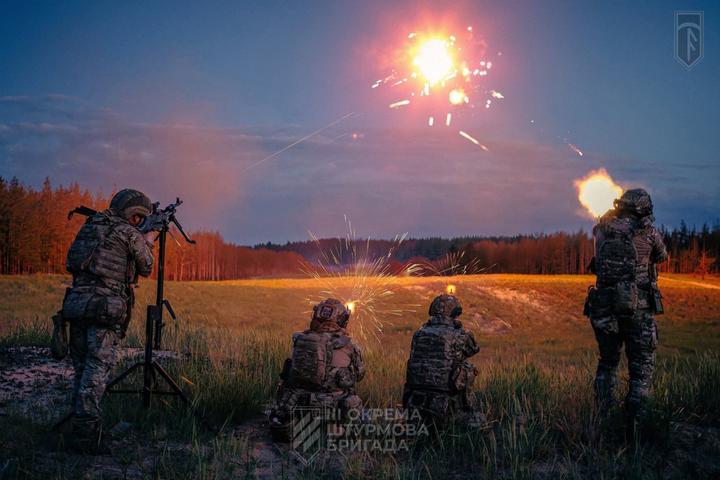 Українські військовослужбовці
