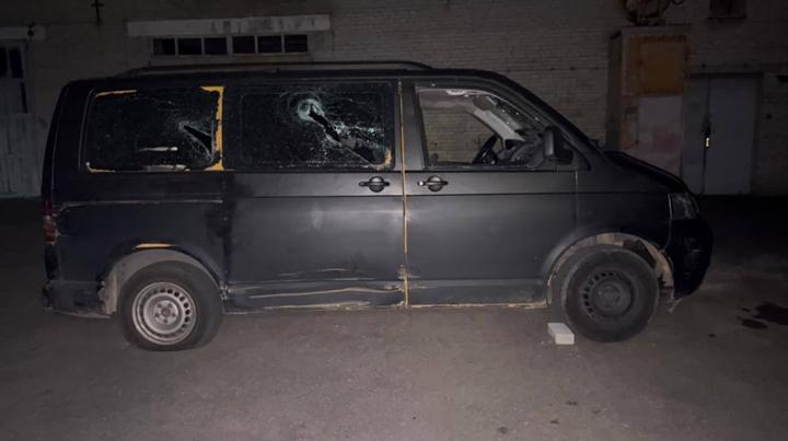У Луцьку стався масовий конфлікт із ТЦК: пошкоджено службове авто