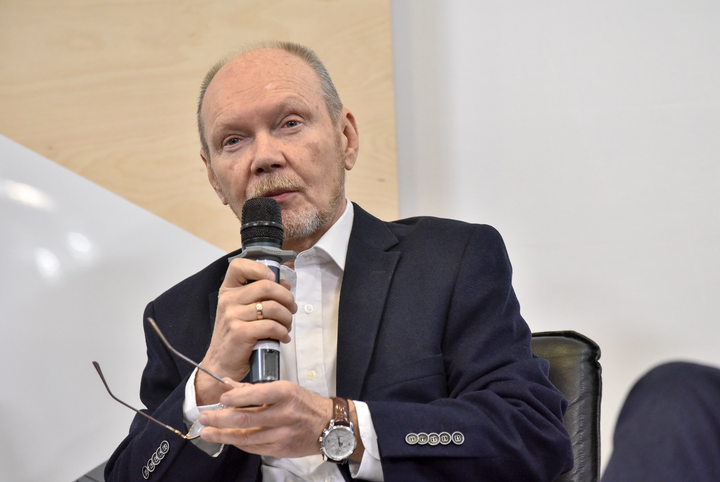 “Якщо нічого не зміниться катастрофічно, війна – ще дуже довга справа”. Інтерв’ю “Шелтера” з Андрієм Веселовським