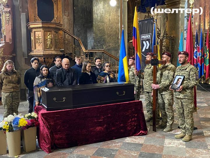 Львів Прощання з колумбійським воїном "Оніксом"