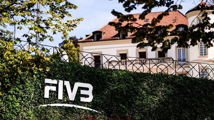 Росію повернули до Ліги націй з волейболу: чи зіграє там Україна?