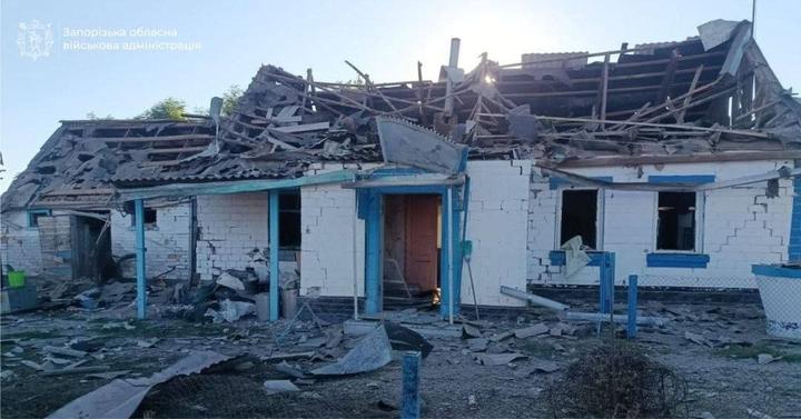 Дві людини загинули, ще одна отримала поранення внаслідок ворожих атак по Запорізькій області