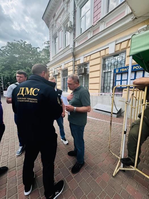 Турка позбавили дозволу на проживання в Україні