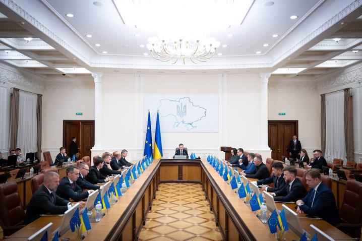 Уряд виділив 419 млн грн на фінансування військових адміністрацій шести областей