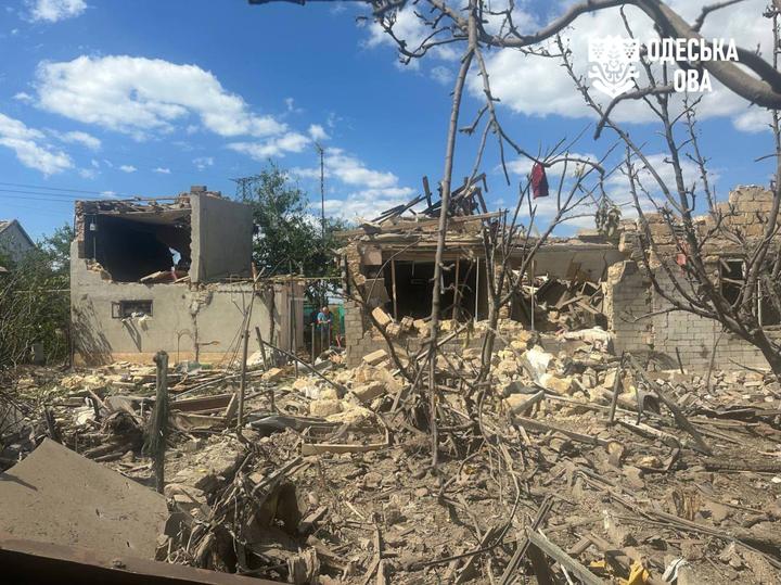 Російські війська атакували Одещину, постраждали житлові будинки