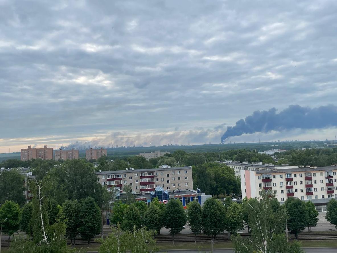 Ураження НПЗ у Росії