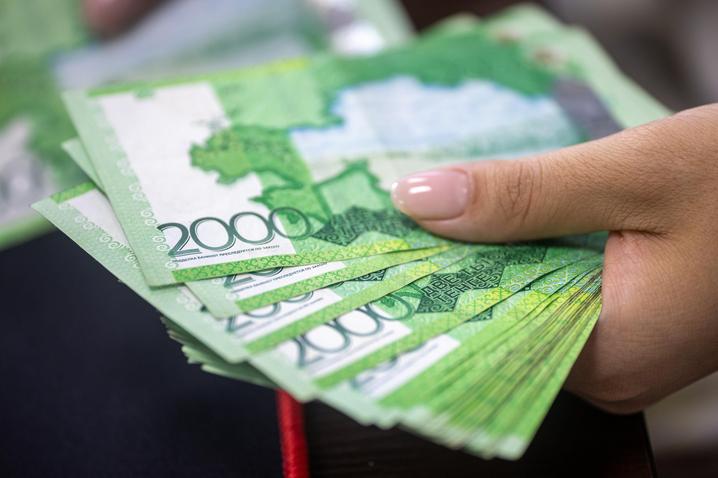 До 2 млн рублів на рік: російським абітурієнтам радять брати кредити на освіту