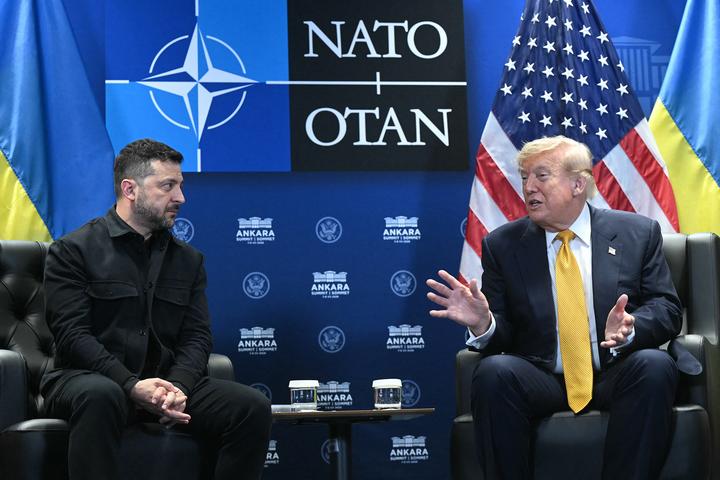 Зустріч лідерів на саміті НАТО