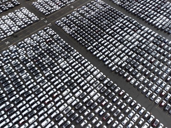 Комісія Сенату США схвалила законопроєкт про обмеження китайських авто