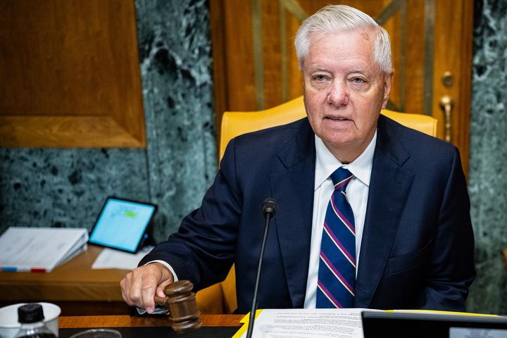 Сенатор-республіканець від штату Південна Кароліна