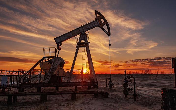 Росія збільшила видобуток нафти у липні, але зростання нестабільне, – Reuters