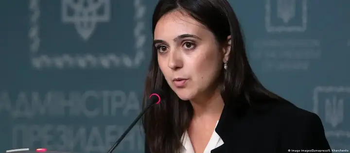 "Застосовує їх проти всіх, хто виступає за мир": Мендель відреагувала на санкції