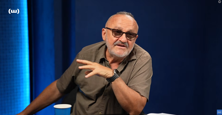 “Люди, які бачили цю фотографію, сказали: “Тепер ми будемо під час тривог ховатися в підвалі””. Інтерв’ю “Шелтера” з Єфремом Лукацьким