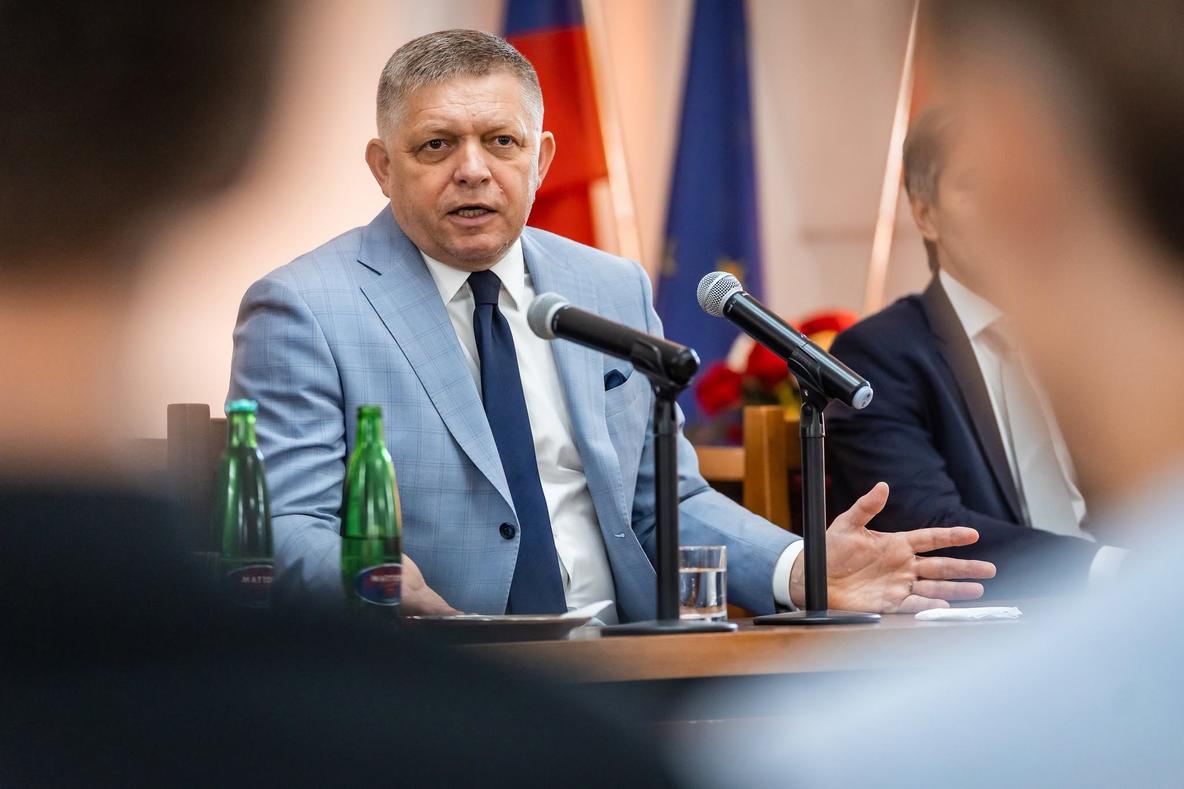 Прем’єр Словаччини виступив проти нової фінансової допомоги Україні від НАТО