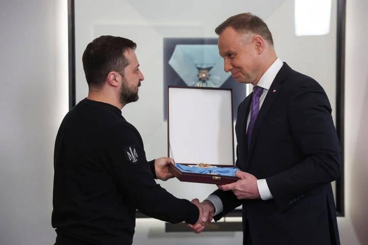 Вручення ордена Зеленському