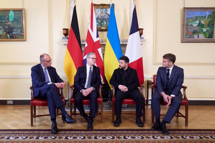 08.12.2025 Фрідріх Мерц, Кір Стармер, Володимир Зеленський і Еммануель Макрон