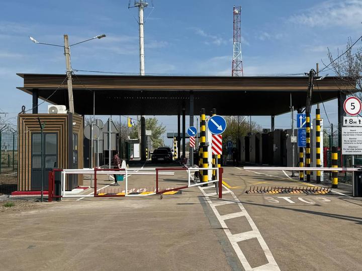 Пункт пропуску "Виноградівка – Вулкенєшть" на кордоні з Молдовою відновив роботу