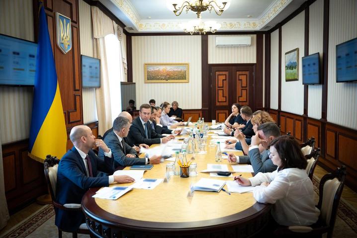 Україна вже залучила 29,5 млрд євро за програмою Ukraine Facility: уряд хоче прискорити виконання умов