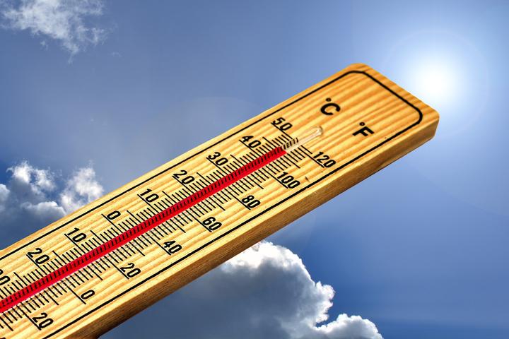 Температура до +45°C і тисячі смертей: Іспанія масово створює кліматичні укриття