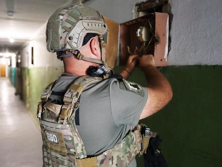 У Миколаєві поліцейські вилучили гранату, виявлену в електрощитовій багатоповерхівки