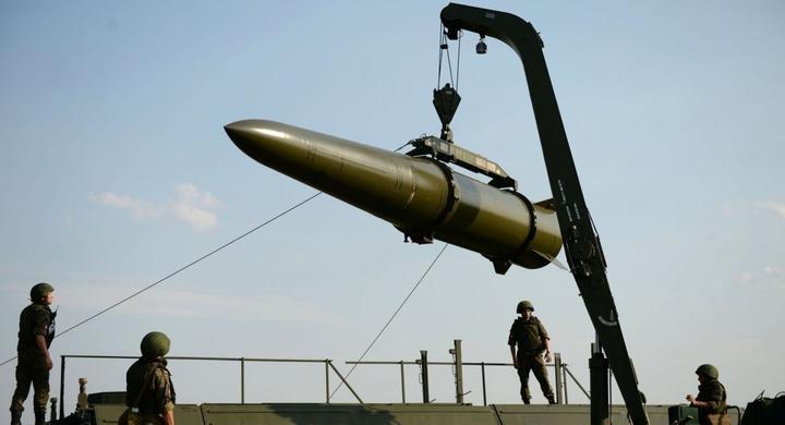 Експерт пояснив, чому важко знищувати пускові установки балістики в Росії