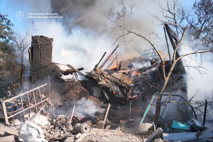 16.07.2026 Рятувальники працюють у Запоріжжі
