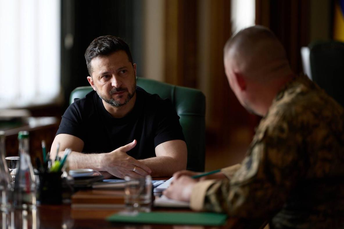 “Ракети мають бути в пускових, а не на складах”: Зеленський розповів про ситуацію із ППО в Україні