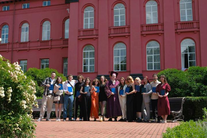 A record year: Prospective students submitted nearly 1.2 million applications to universities