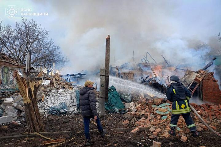 Росія вдарила по житловому сектору на Харківщині 