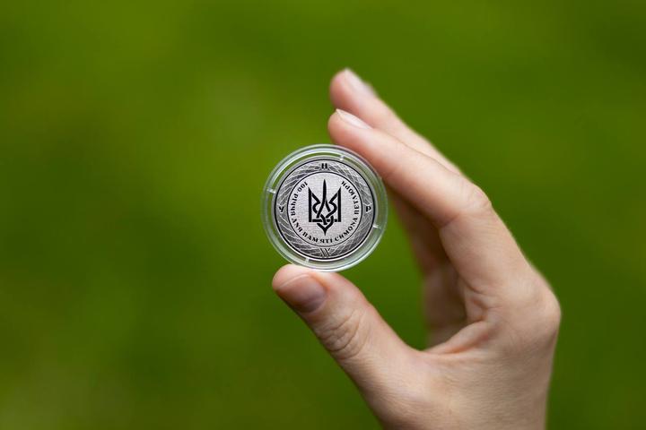 монети номіналом 2 гривні 
