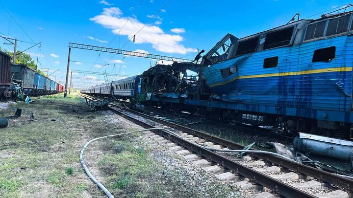 Російські війська поцілили безпілотником у пасажирський поїзд на Запоріжжі