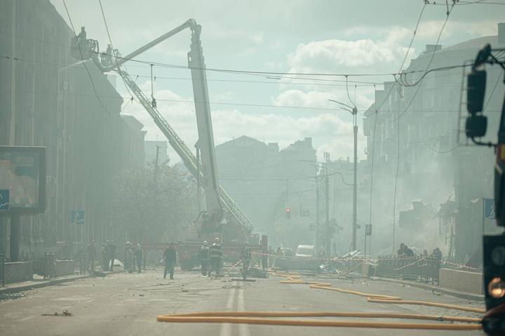 24 травня У Києві внаслідок російського удару 2 загиблих та 86 поранених, у тому числі 3 дитини
