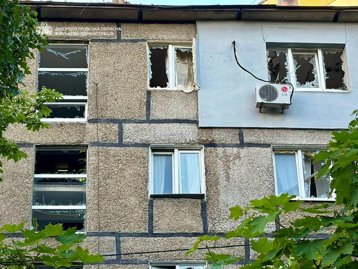 Вибіті вікна