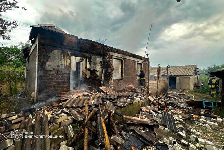 Російські окупанти атакували Райгородок на Донеччині: загинула жінка, серед поранених – дитина