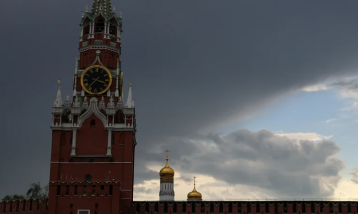 "Побєдобєсіє": в ISW роз’яснили, чому Путін хоче парад на 9 травня