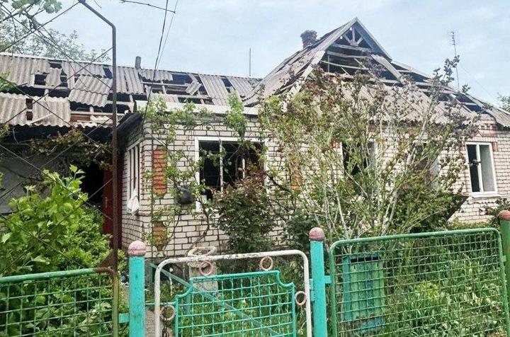 Понад тисячу ударів за добу: на Запоріжжі через ворожі обстріли загинула людина, ще 12 поранені