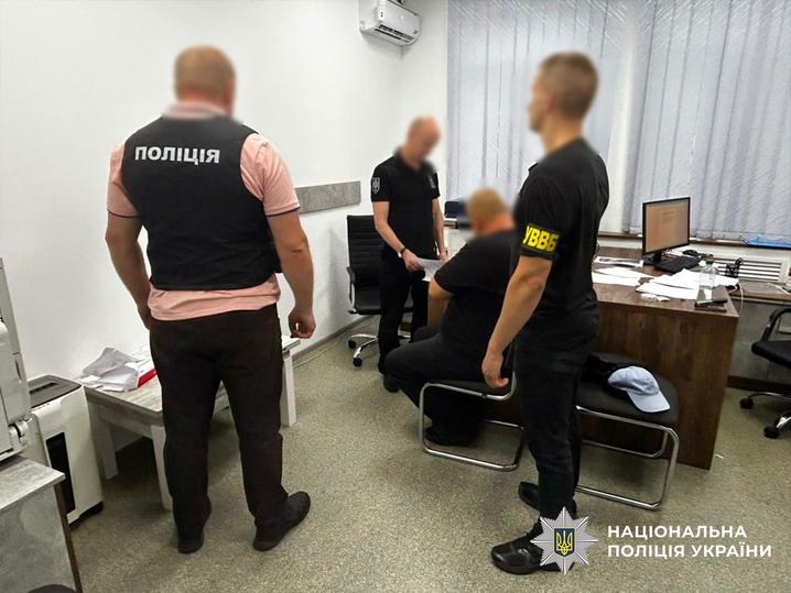 Пальне для прикордонників продавали фермерам: на Чернігівщині викрили масштабну схему