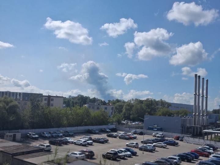 Зеленський підтвердив удари по НПЗ у Пермі та терміналу і військовому підприємству в Ростовській області