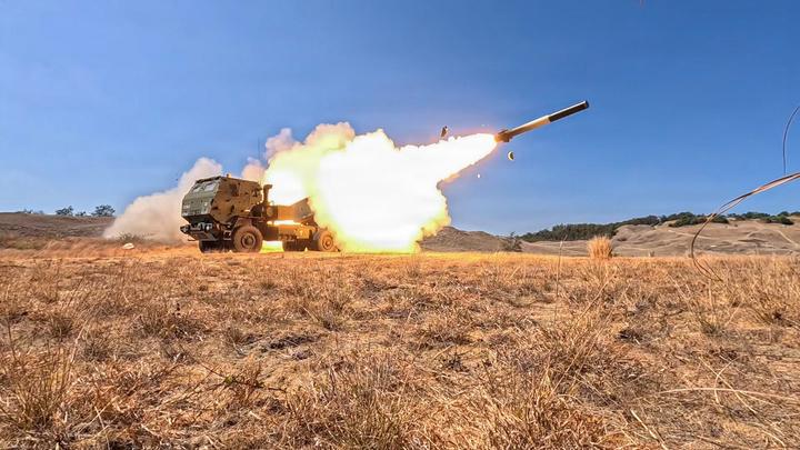США майже вичерпали запаси далекобійних високоточних ракет через війну з Іраном, – Reuters