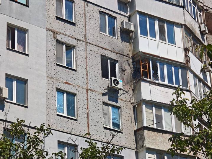 Російські дрони атакували Херсон: поранено 17 людей