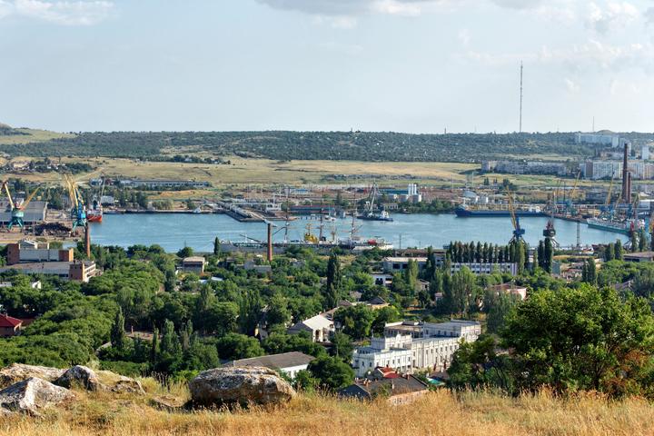 Керченський морський порт, Крим, Україна