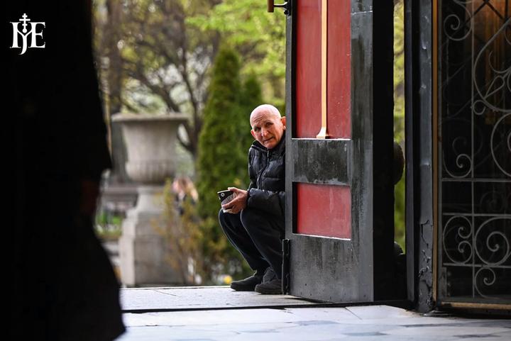 Чому люди ігнорують заклик виявляти щодо інших добро та милосердя