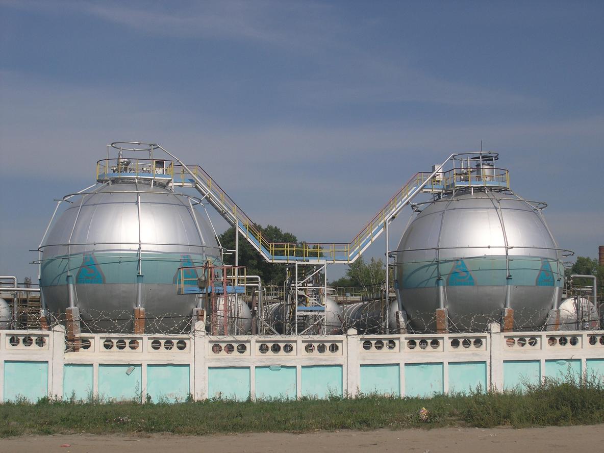 Удар на 880 кілометрів: Сили оборони поцілили в хімічний комбінат у Самарській області РФ