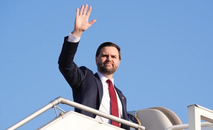 Поїздку Венса на мирні переговори щодо Ірану відкладено, – The New York Times
