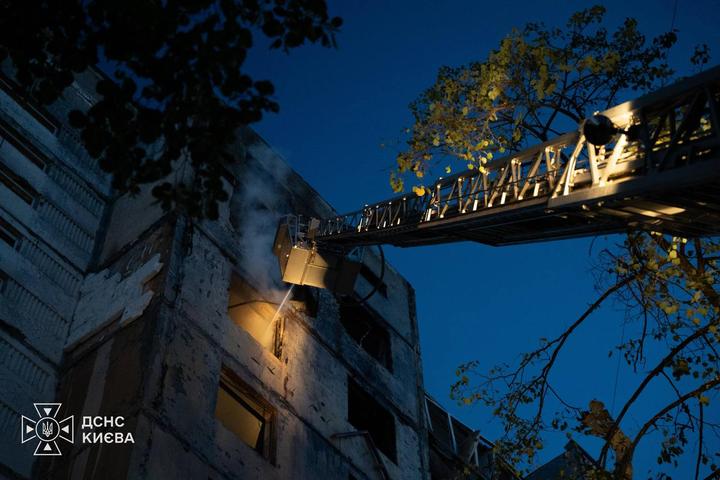 Влучання у багатоповерхівку в Києві 
