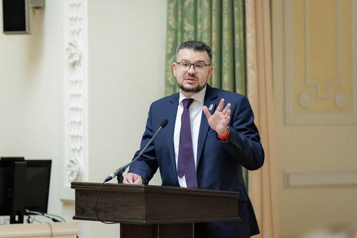 Олександр Алфьоров