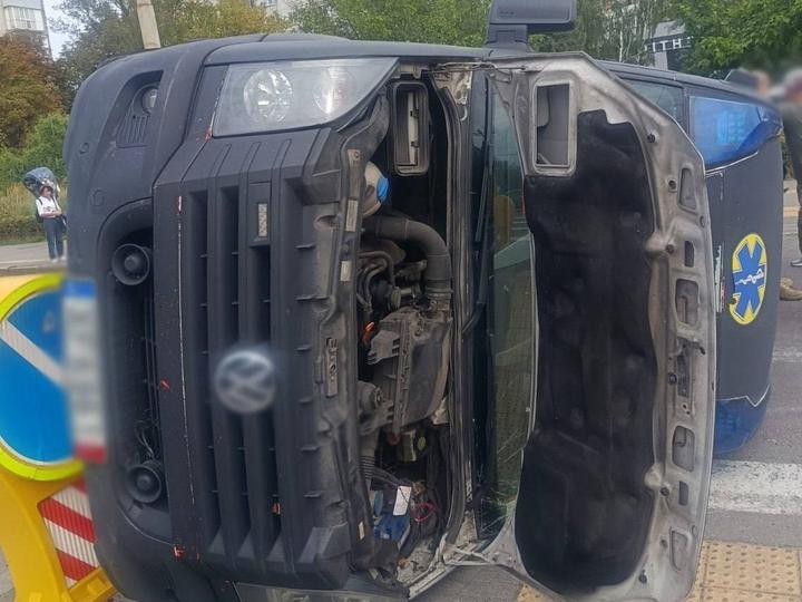 У Києві сталася ДТП із вісьмома постраждалими: поліція встановлює обставини