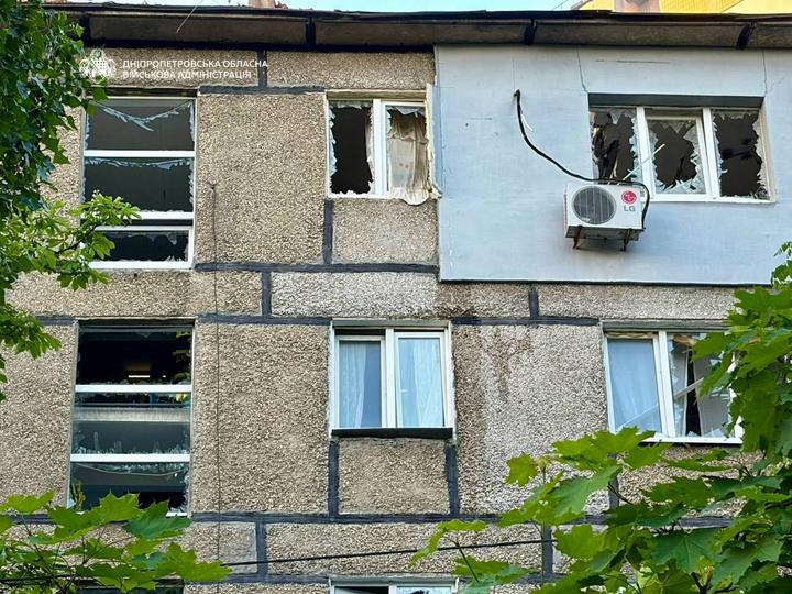 Вибіті вікна