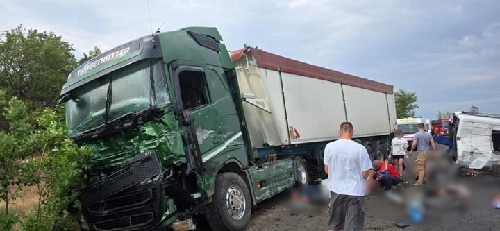 Аварія із дев'ятьма загиблими на трасі Одеса-Миколаїв